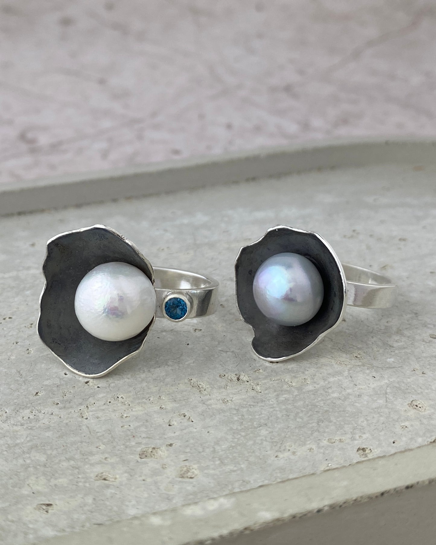 Anemone Ring — White Pearl & Blue Topaz