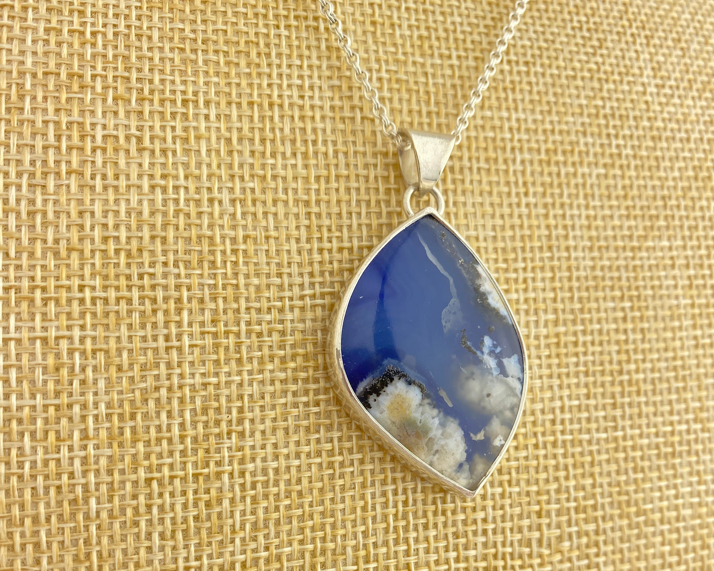 Agate and lapis lazuli doublet statement pendant