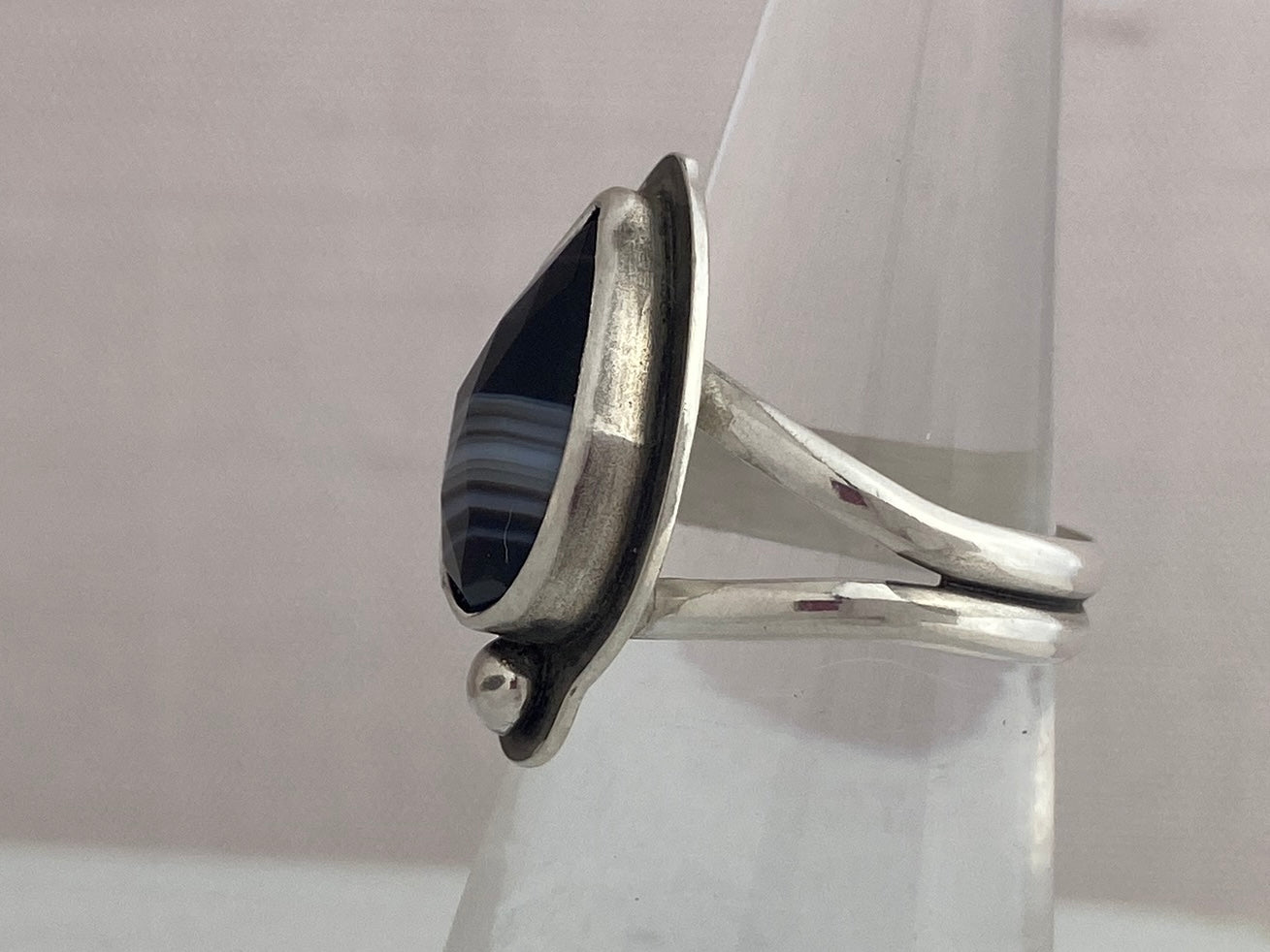 Banded agate ring, size 7, sterling silver split shank band