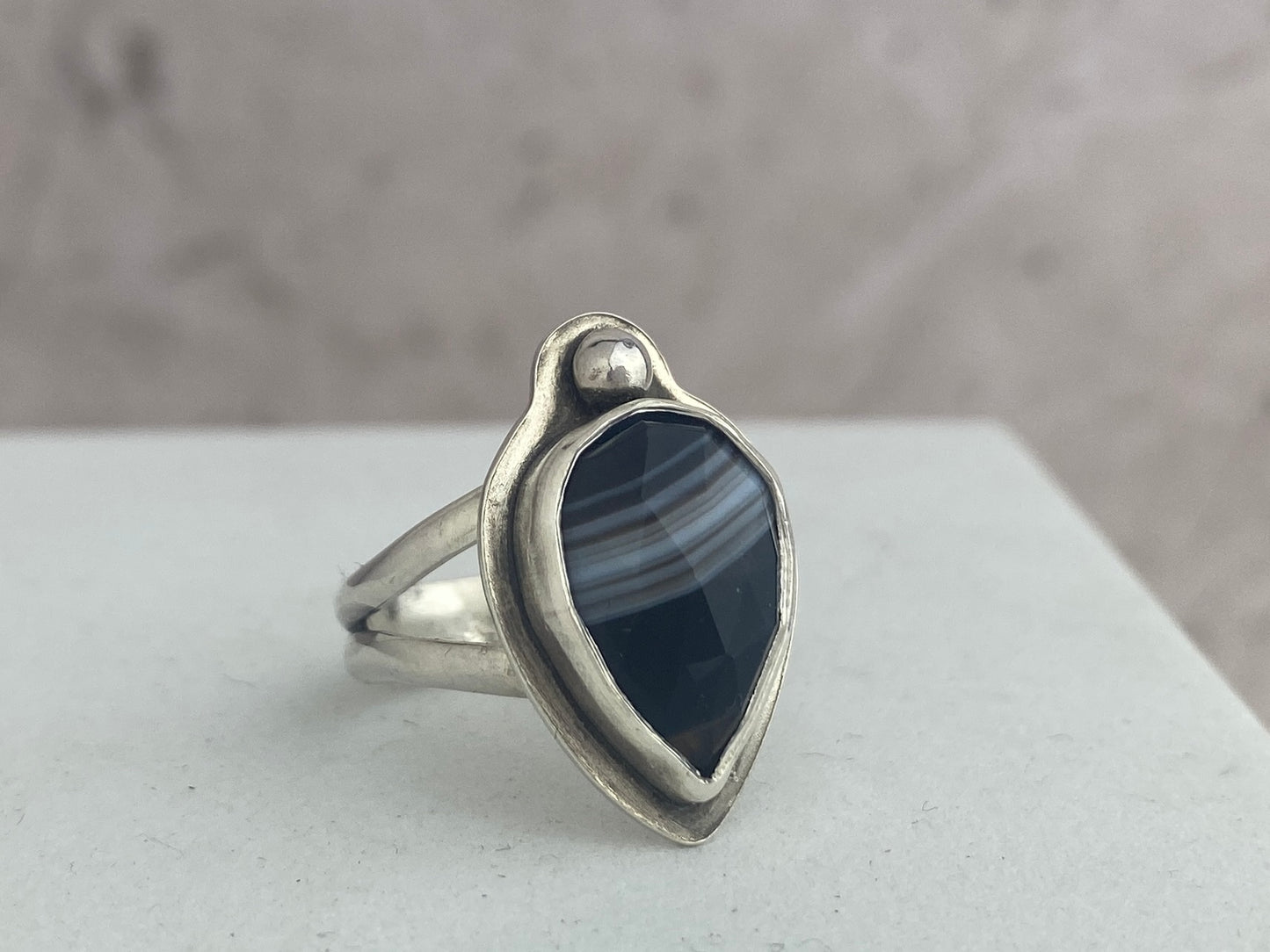 Banded agate ring, size 7, sterling silver split shank band