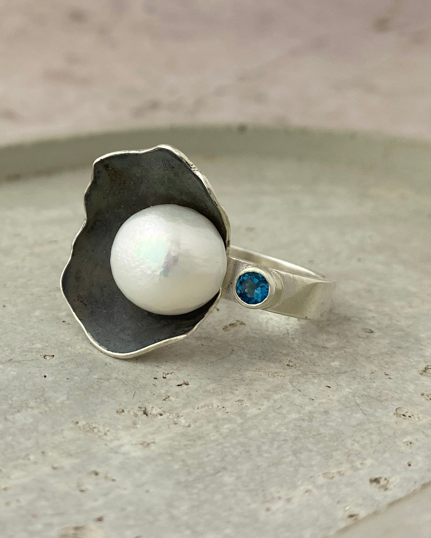 Anemone Ring — White Pearl & Blue Topaz