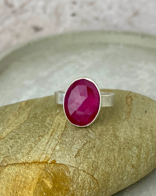 Contour Pink Sapphire Ring | Sterling Silver | Sz 7.75