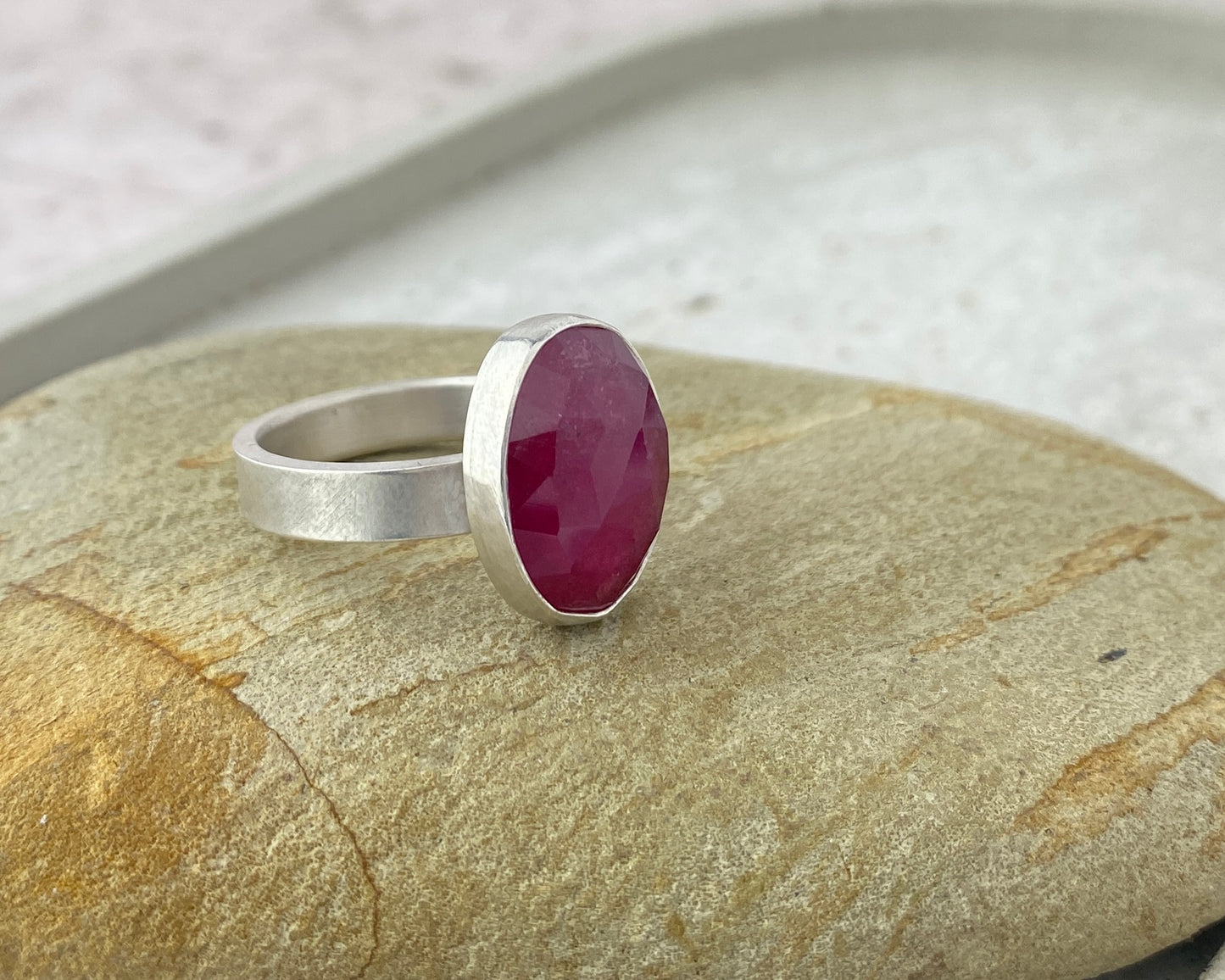 Contour Pink Sapphire Ring | Sterling Silver | Sz 7.75