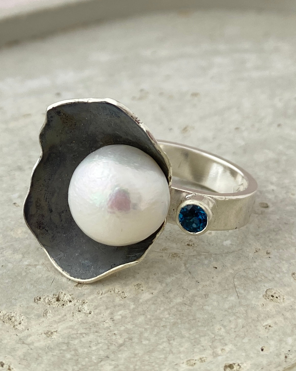 Anemone Ring — White Pearl & Blue Topaz