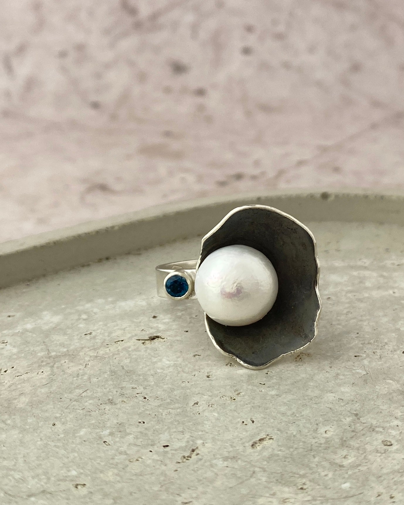 Anemone Ring — White Pearl & Blue Topaz
